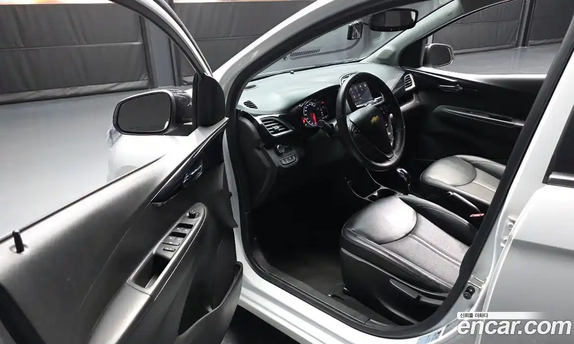 Chevrolet Spark 2018 1.0 гидро в Москве, фото 10