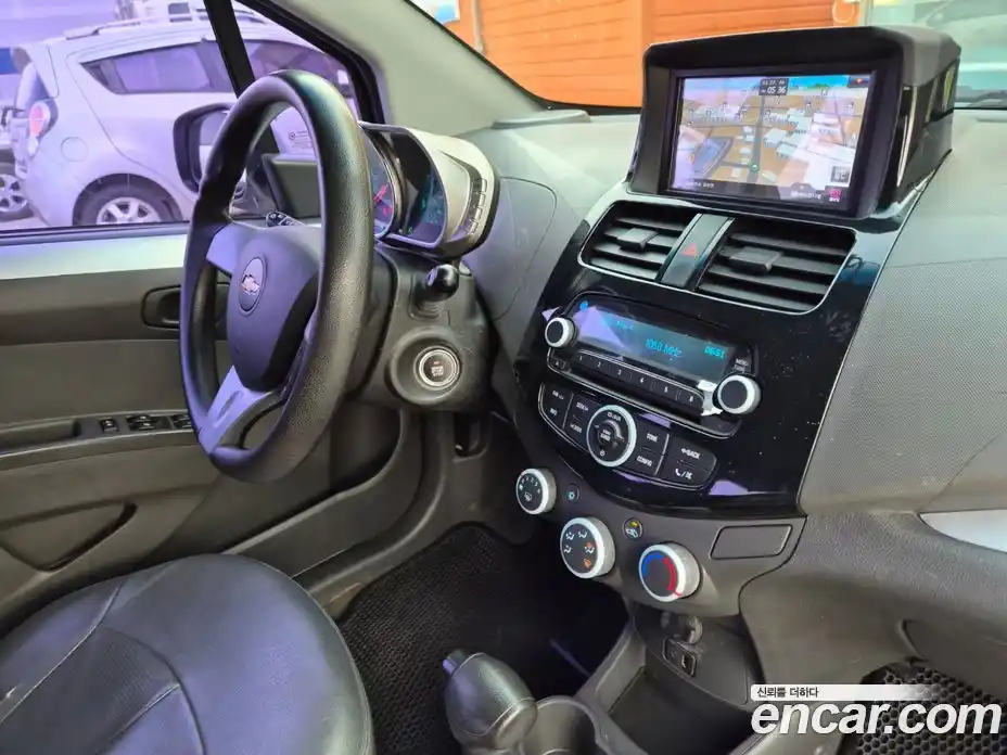 Chevrolet Spark 2013 1.0 гидро в Москве, фото 20