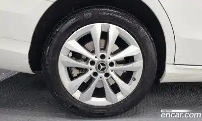Mercedes-Benz C-Class 2020 2.0 гидро в Москве № 1084079, миниатюра 5