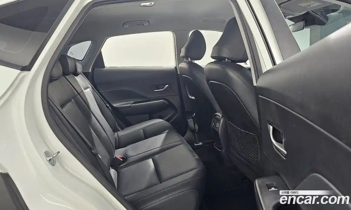 Hyundai Kona 2024 1.6 гидро в Москве, фото 12
