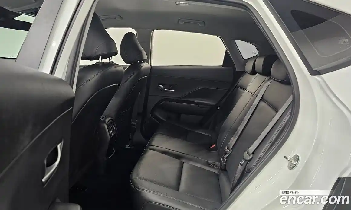 Hyundai Kona 2024 1.6 гидро в Москве, фото 13