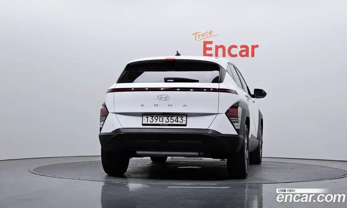 Hyundai Kona 2024 1.6 гидро в Москве, фото 4