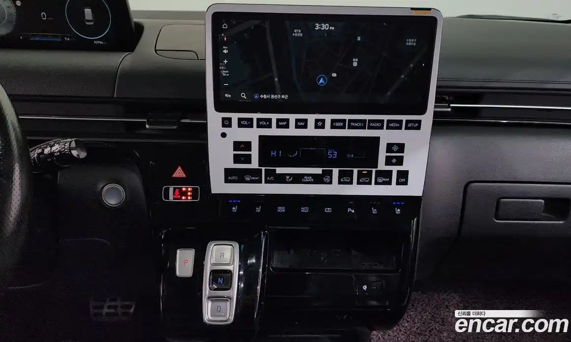 Hyundai Staria 2021 2.2 гидро в Москве, фото 14