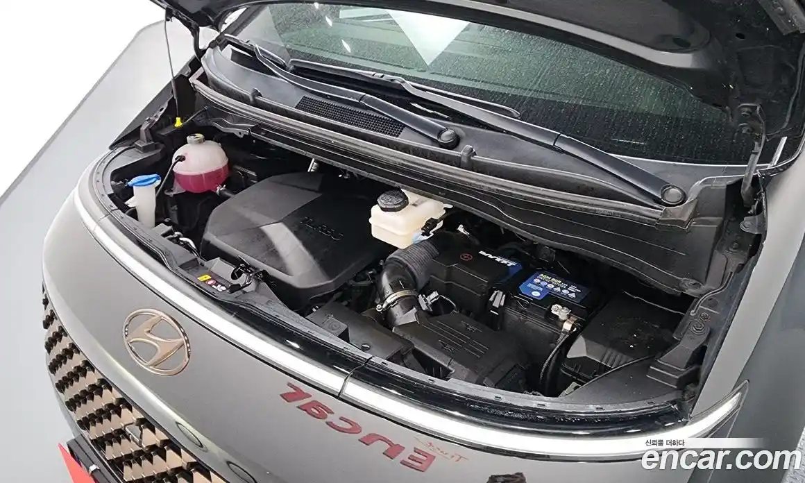 Hyundai Staria 2021 2.2 гидро в Москве, фото 6