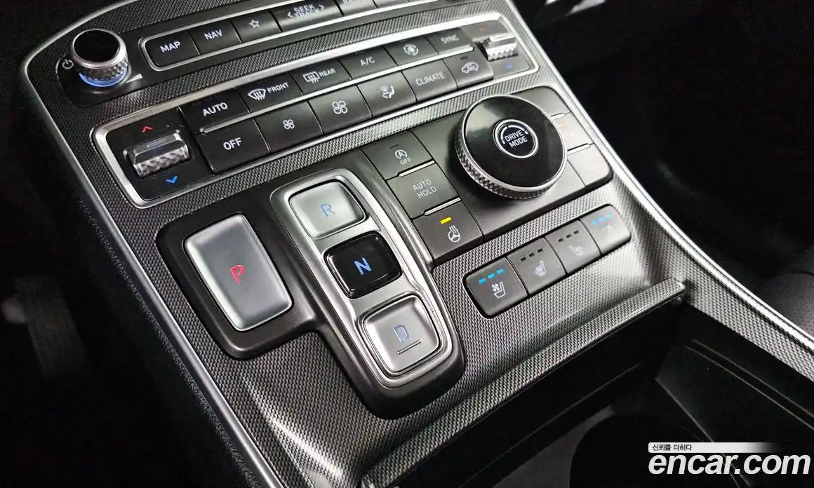 Hyundai Santa Fe 2021 2.2 гидро в Москве № 1464827, фото 12