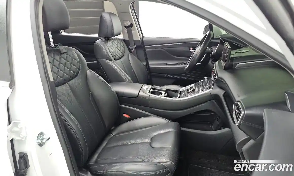 Hyundai Santa Fe 2021 2.2 гидро в Москве № 1464827, фото 16