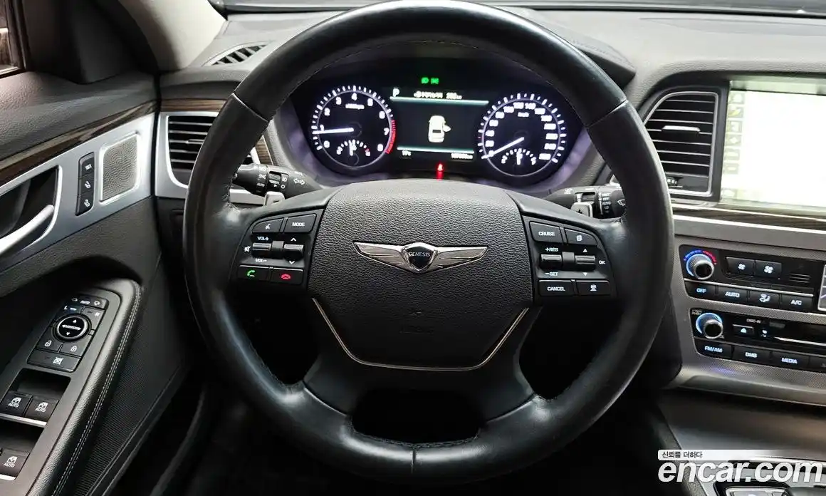 Genesis G80 2017 3.8 гидро в Москве, фото 12