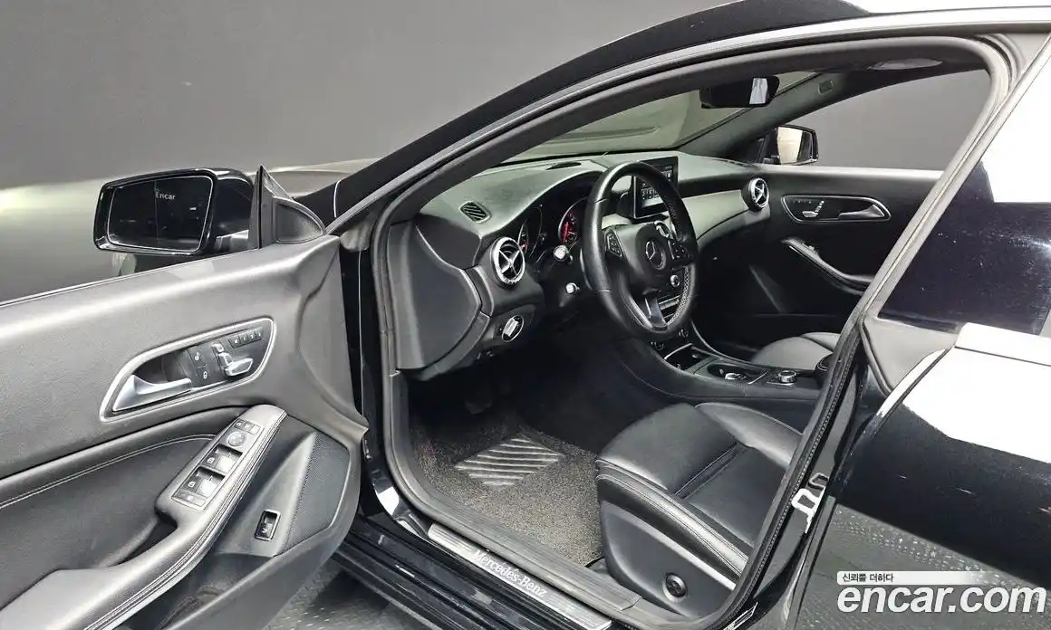 Mercedes-Benz CLA-Class 2017 2.0 гидро в Москве, фото 10