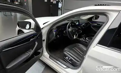 BMW 5-Series 2018 2.0 гидро в Москве № 159342, миниатюра 11