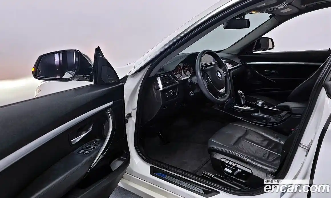 BMW 3-Series 2018 2.0 гидро в Москве № 159385, фото 11
