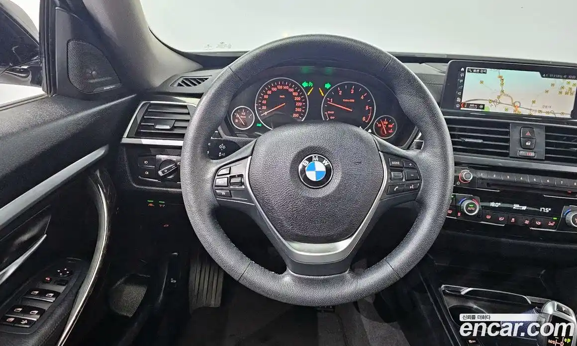 BMW 3-Series 2018 2.0 гидро в Москве № 159385, фото 13