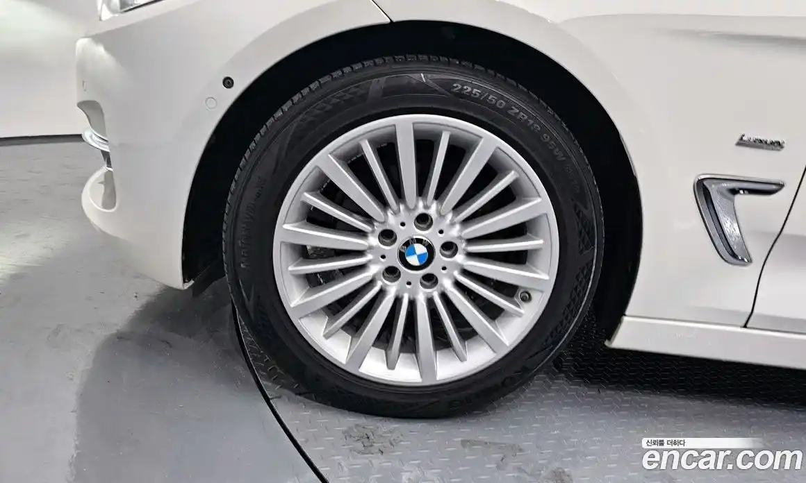 BMW 3-Series 2018 2.0 гидро в Москве № 159385, фото 5