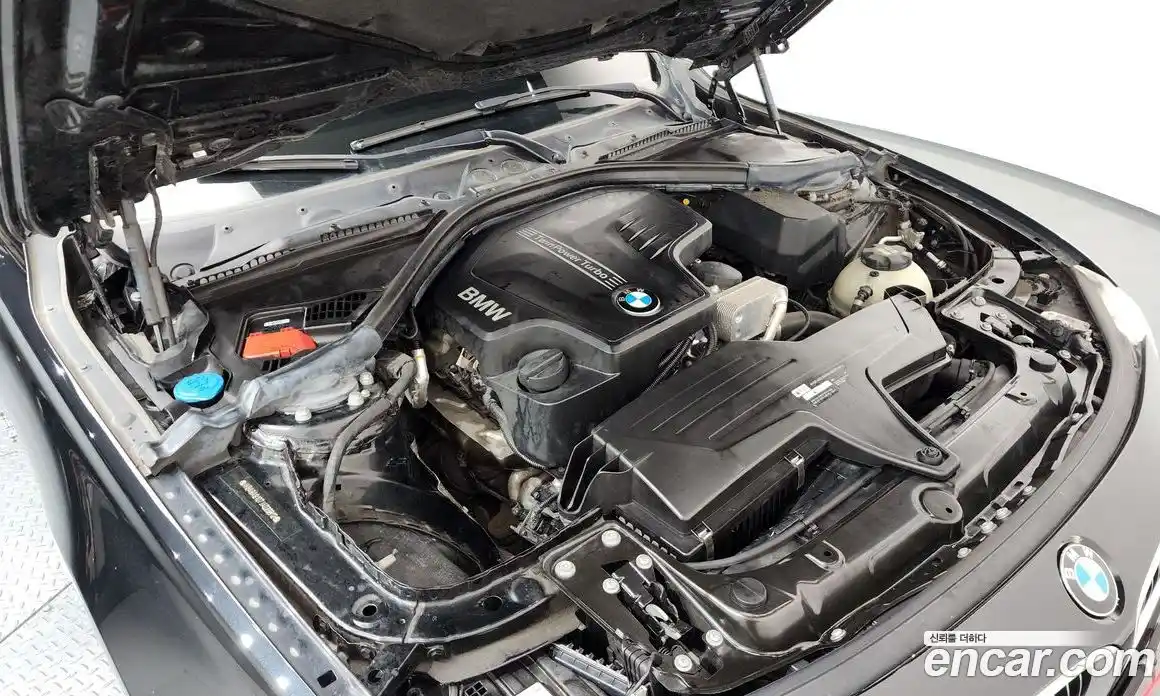 BMW 3-Series 2018 2.0 гидро в Москве № 159479, фото 6