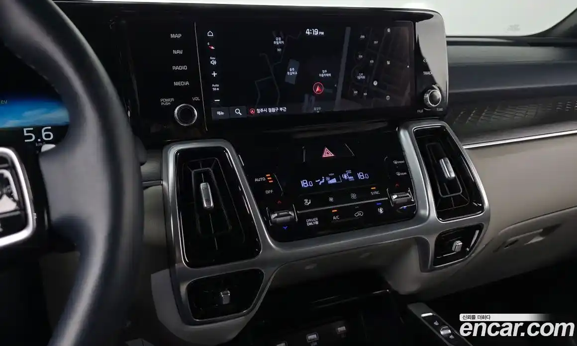 Kia Sorento 2020 1.6 гидро в Москве, фото 15