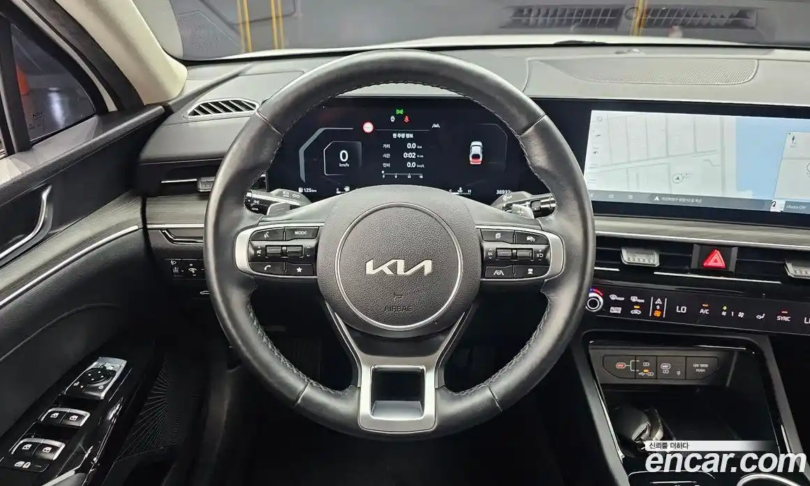 Kia K5 2024 2.0 гидро в Москве, фото 13