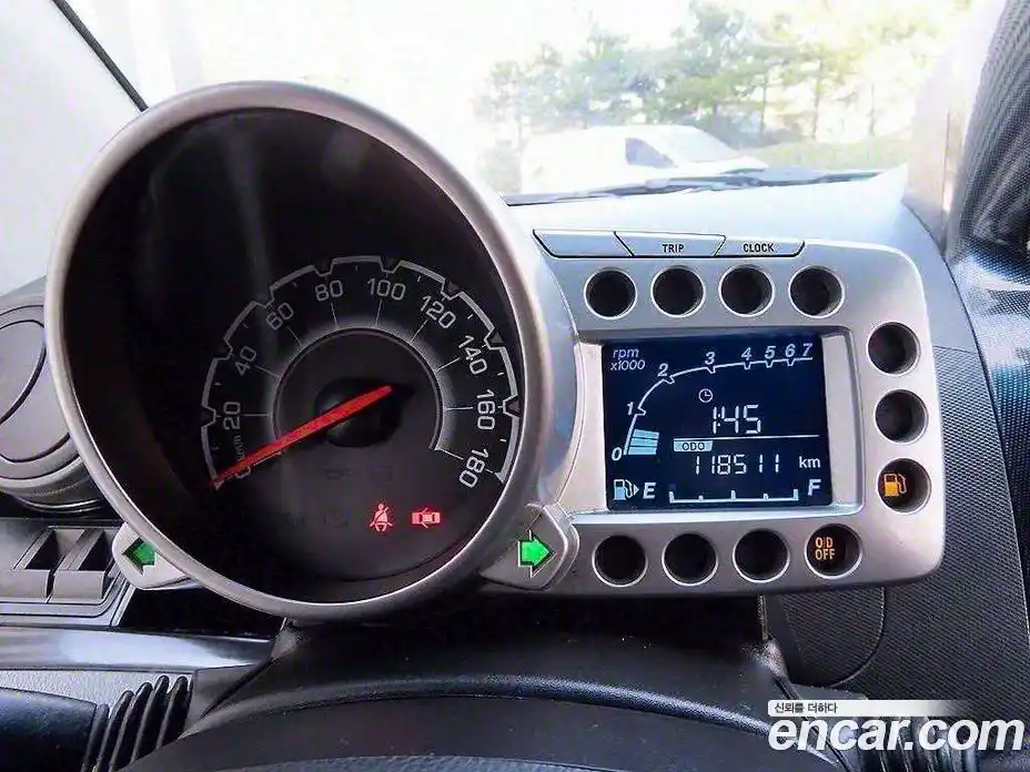 Chevrolet Matiz 2010 1.0 гидро в Москве, фото 9