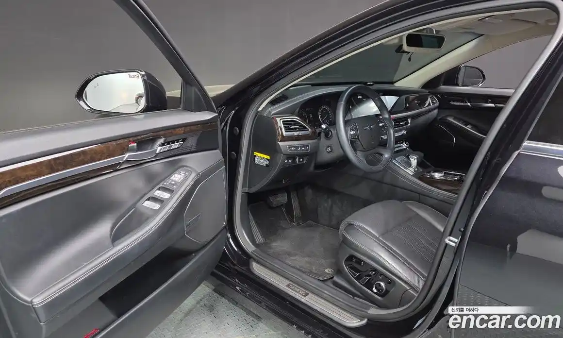 Genesis G90 2020 3.8 гидро в Москве, фото 13