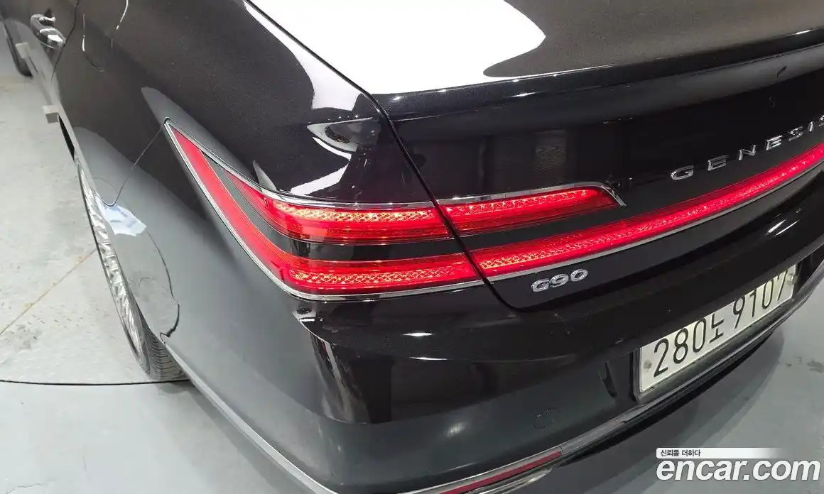 Genesis G90 2020 3.8 гидро в Москве, фото 9