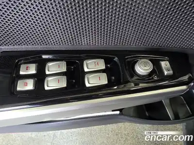 SsangYong TIBOLI 2016 1.6 гидро в Москве № 1833464, миниатюра 11