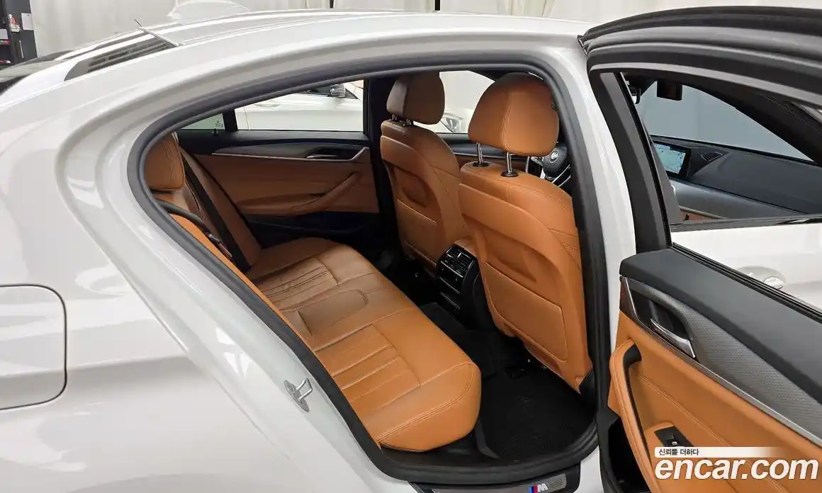 BMW 5-Series 2017 2.0 гидро в Москве, фото 12