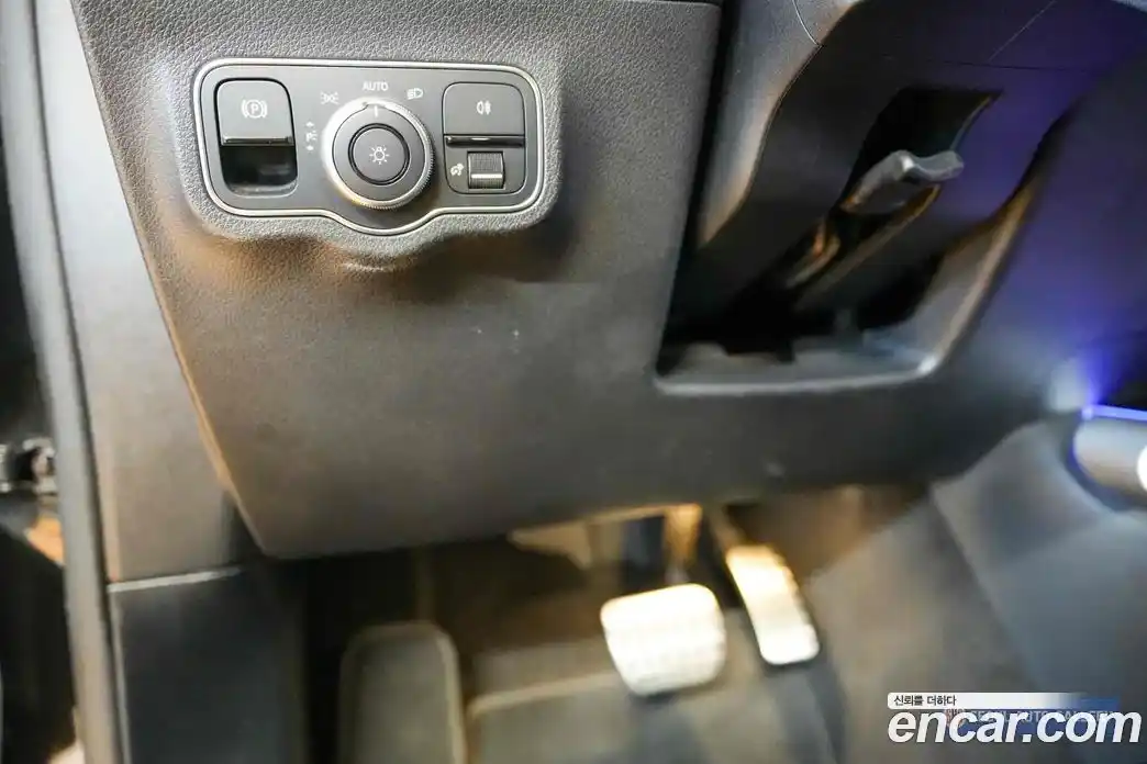 Mercedes-Benz GLB-Class 2022 2.0 гидро в Москве, фото 11