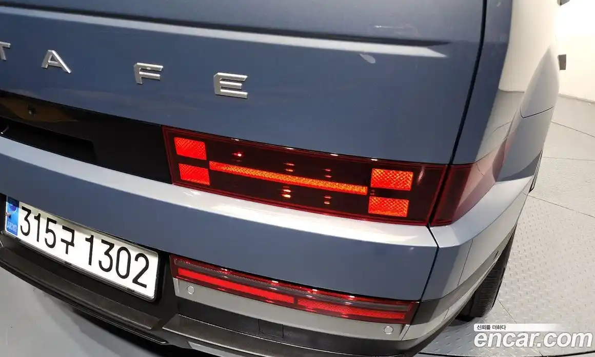 Hyundai Santa Fe 2023 2.5 гидро в Москве № 1977236, фото 9