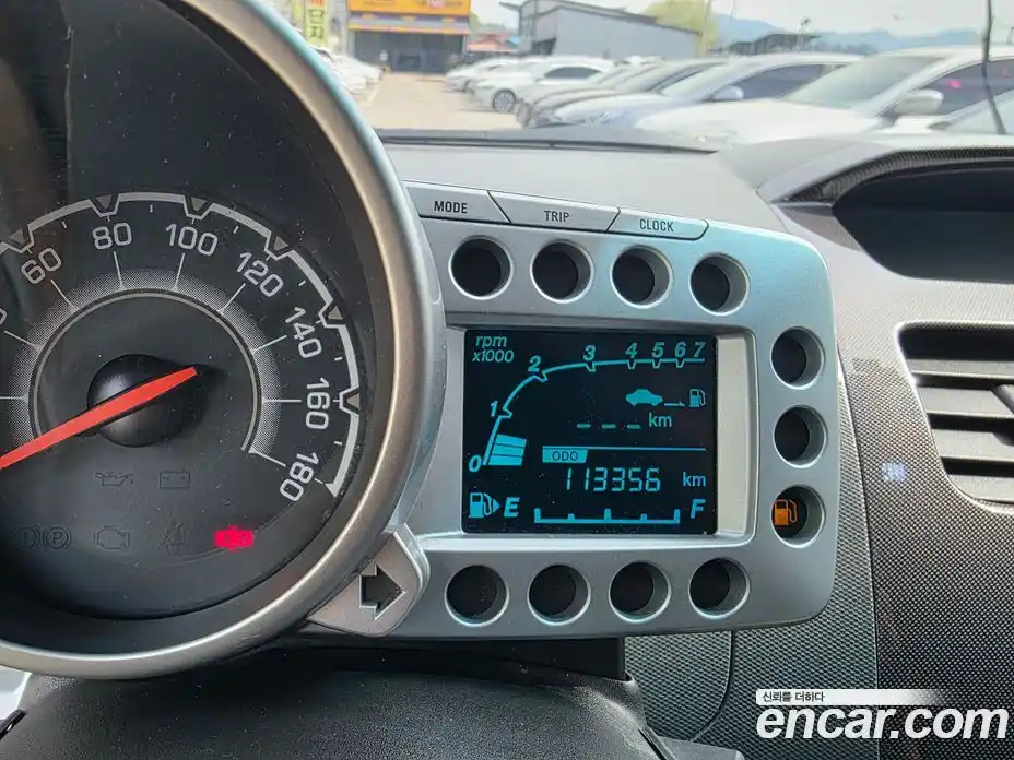 Chevrolet Spark 2011 1.0 гидро в Москве, фото 16