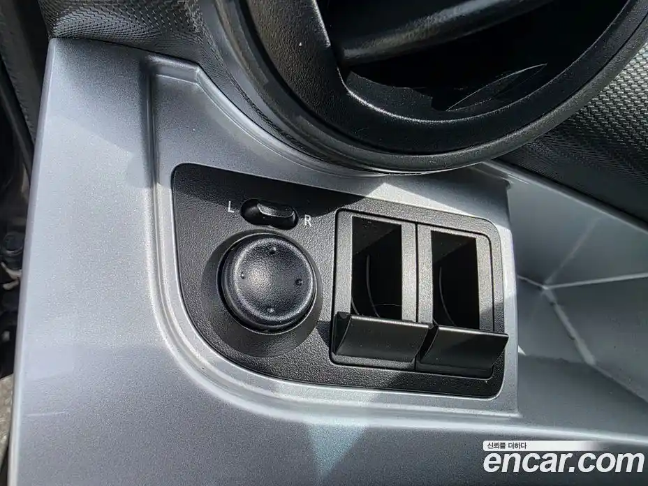 Chevrolet Spark 2011 1.0 гидро в Москве, фото 17