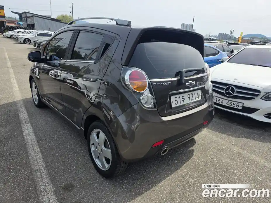 Chevrolet Spark 2011 1.0 гидро в Москве, фото 5