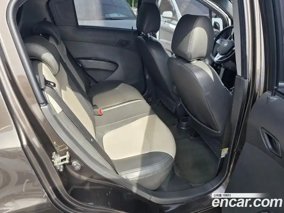 Chevrolet Spark 2011 1.0 гидро в Москве, фото 9