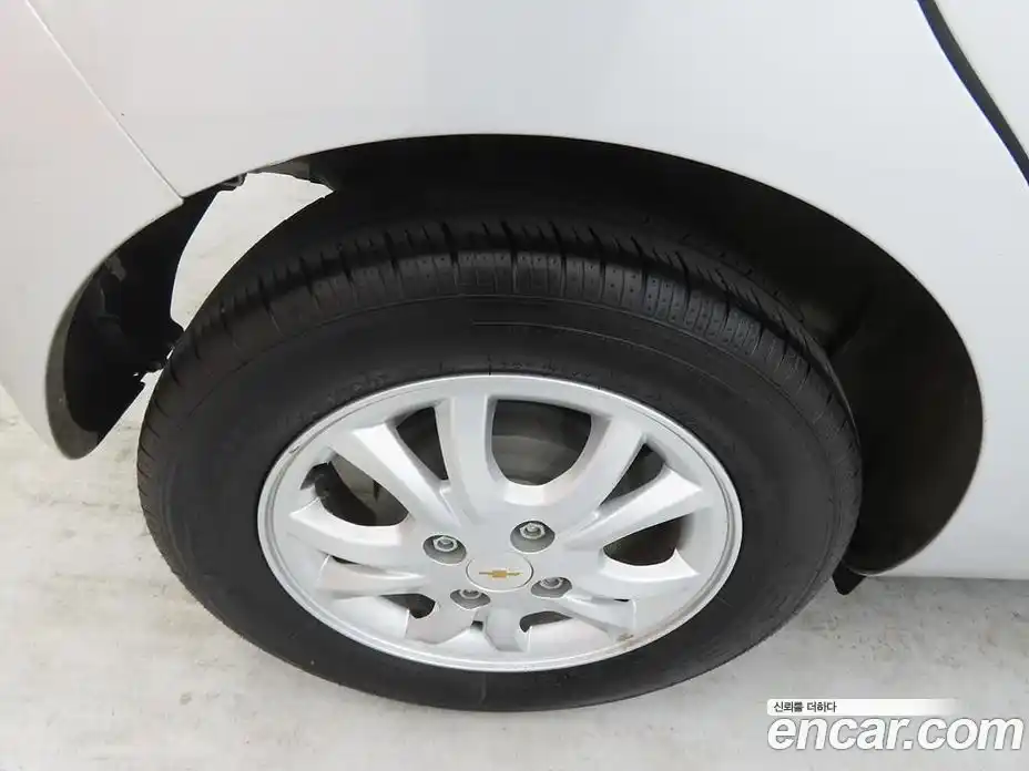 Chevrolet Spark 2013 1.0 механика в Москве, фото 19