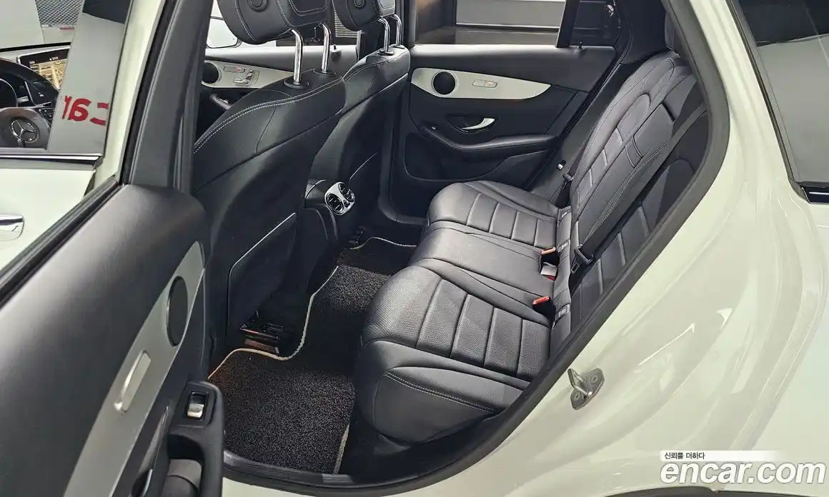 Mercedes-Benz GLC-Class 2018 2.0 гидро в Москве, фото 17