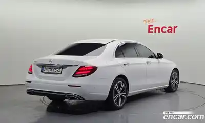 Mercedes-Benz E-Class 2020 2.0 гидро, миниатюра 2