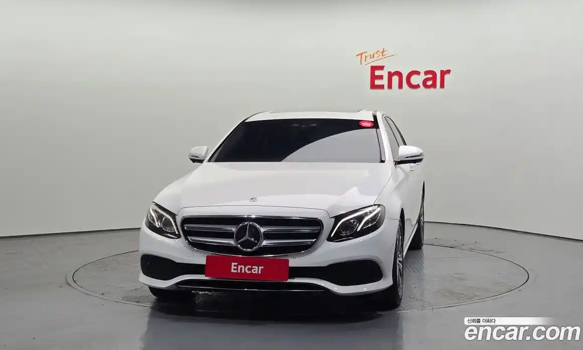 Mercedes-Benz E-Class 2020 2.0 гидро, фото 3