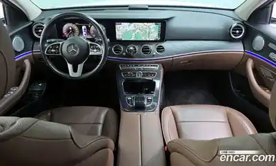 Mercedes-Benz E-Class 2020 2.0 гидро, миниатюра 7