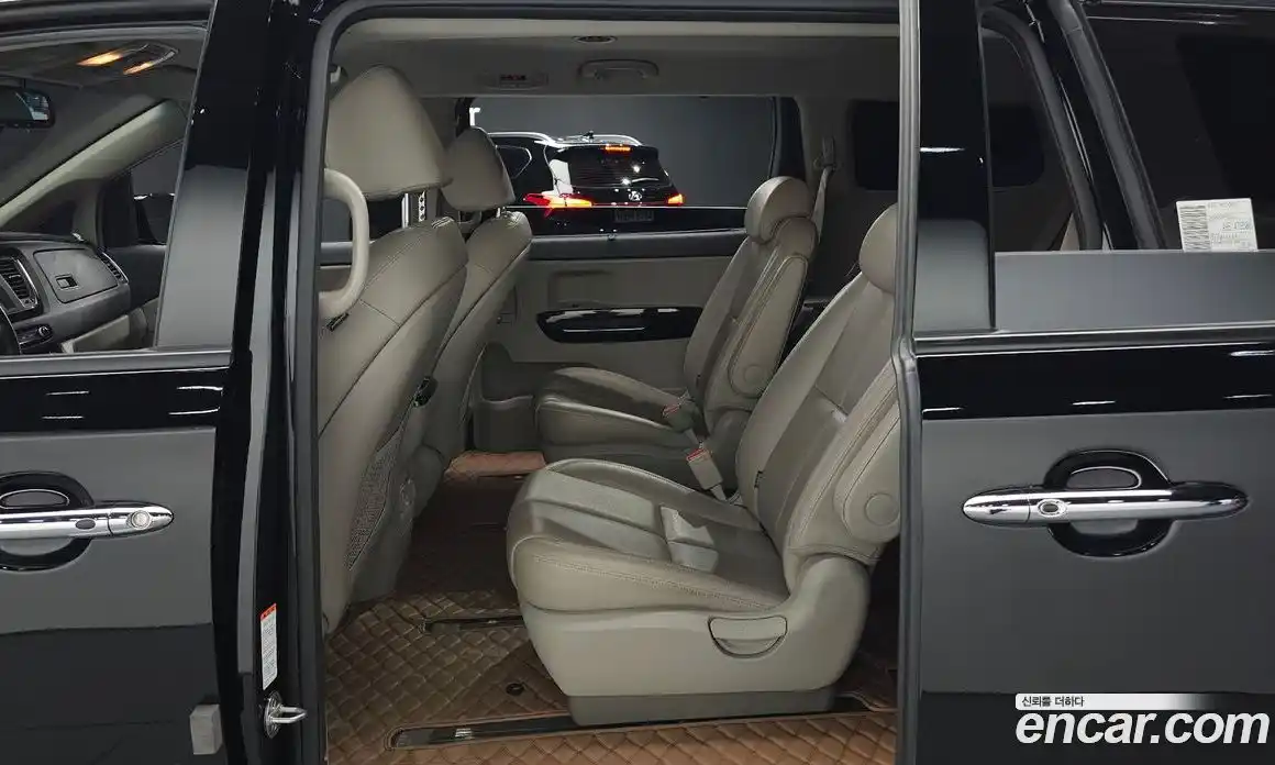 Kia Canival 2018 2.2 гидро в Москве, фото 12