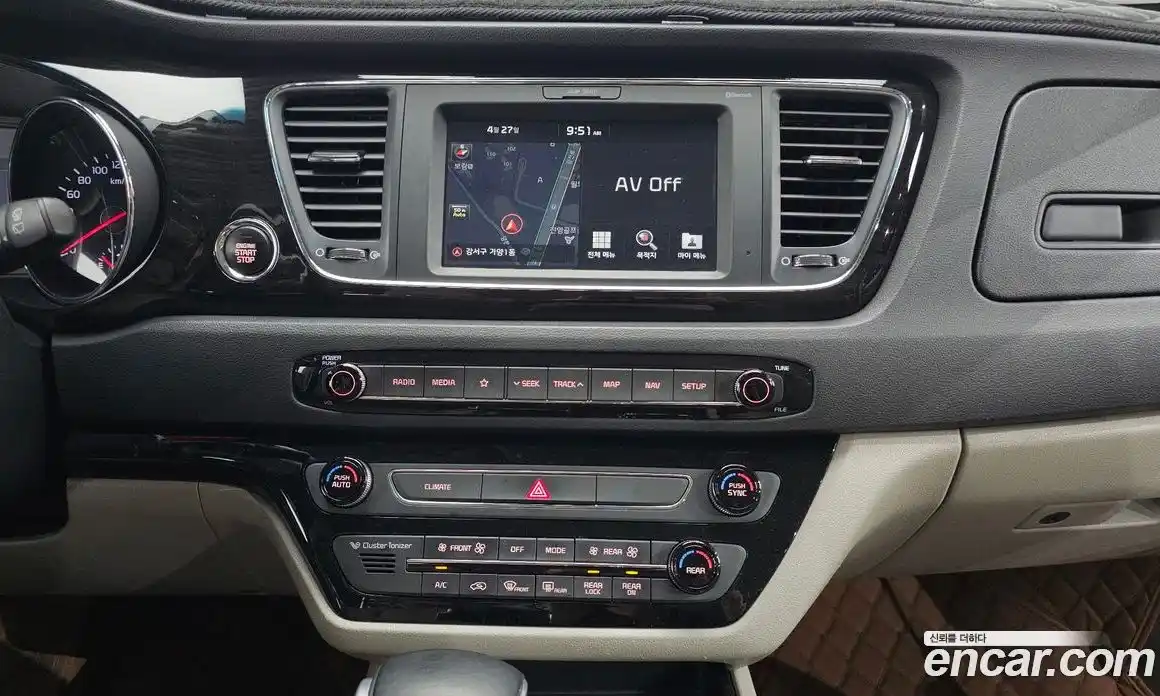Kia Canival 2018 2.2 гидро в Москве, фото 14