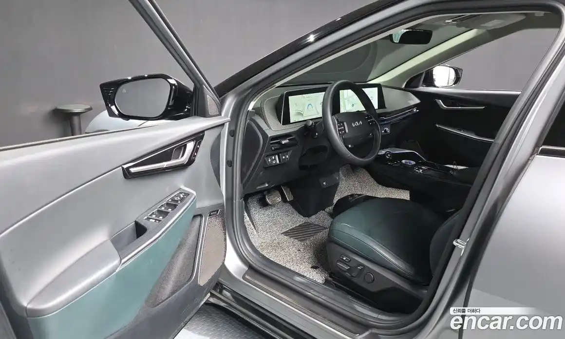 Kia EV6 2023 0.1 гидро в Москве, фото 13