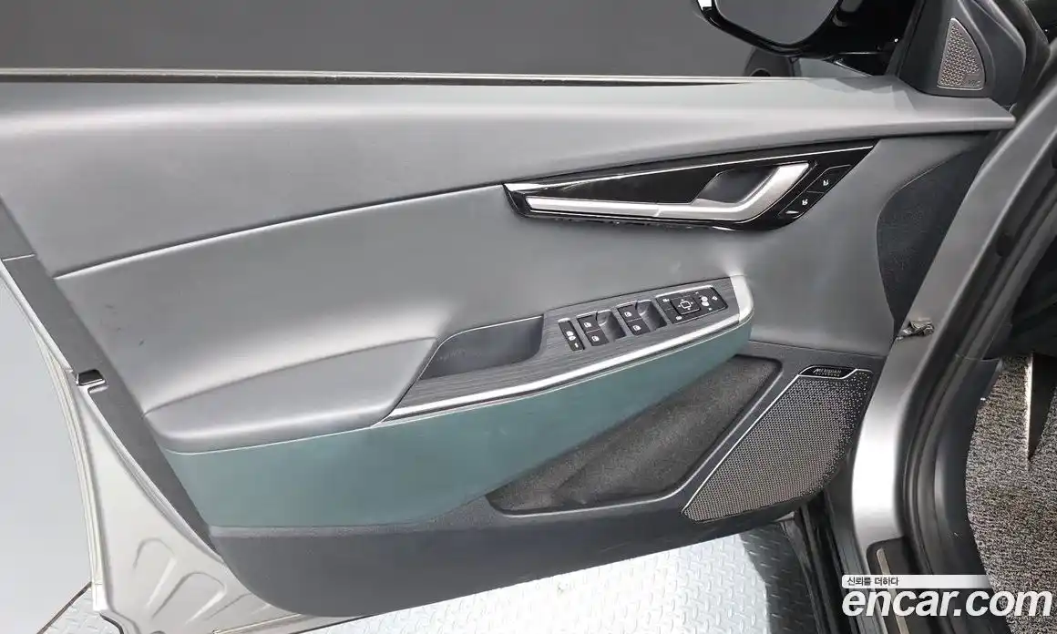 Kia EV6 2023 0.1 гидро в Москве, фото 14