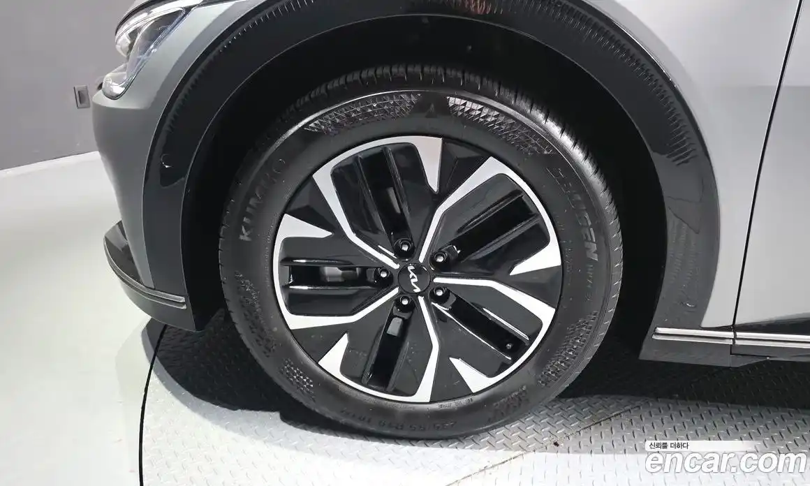Kia EV6 2023 0.1 гидро в Москве, фото 5