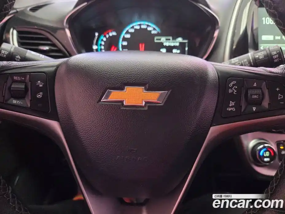 Chevrolet Spark 2016 1.0 гидро в Москве, фото 15