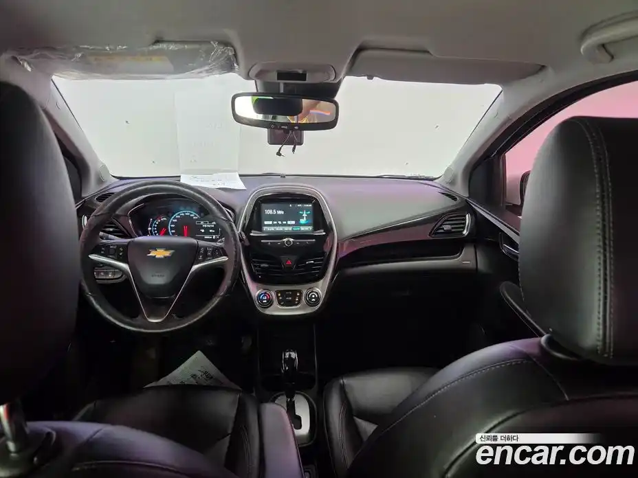 Chevrolet Spark 2016 1.0 гидро в Москве, фото 10