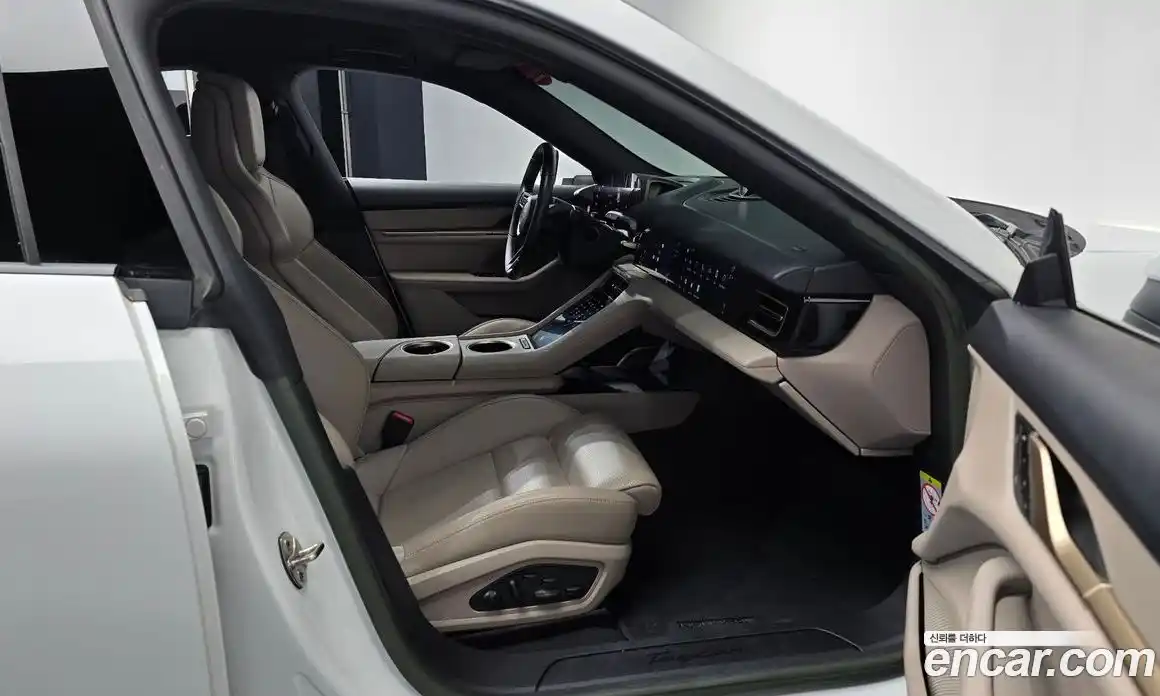 Porsche Taycan 2022 0.1 гидро в Москве, фото 16