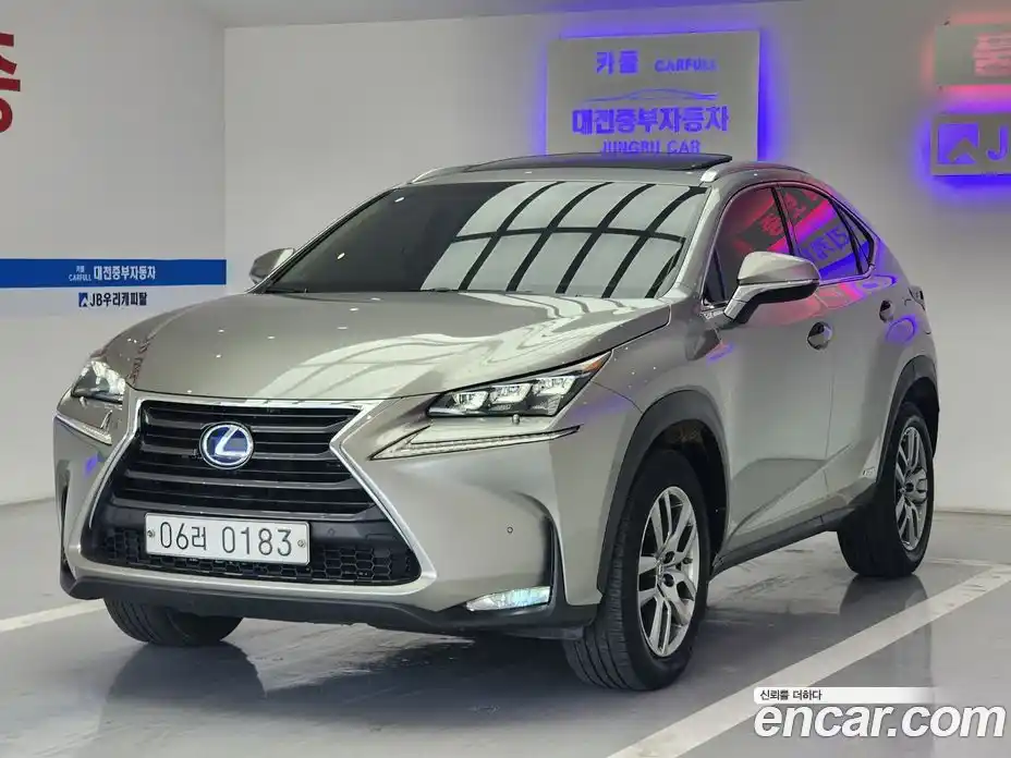 Lexus NX 2016 2.5 гидро в Москве № 214827, фото 9