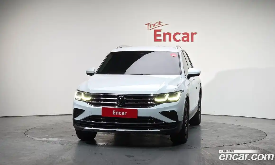 Volkswagen Tiguan 2022 2.0 гидро в Москве № 214897, фото 3