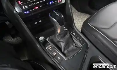 Volkswagen Tiguan 2022 2.0 гидро в Москве № 214897, миниатюра 9