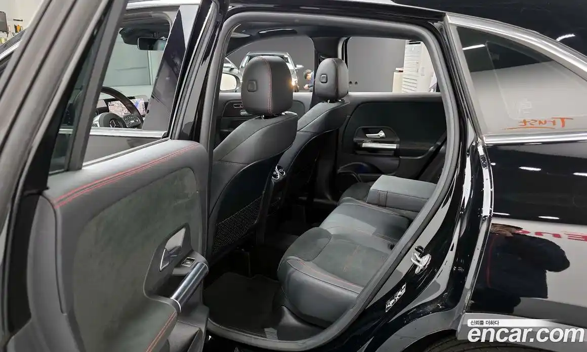 Mercedes-Benz GLA-Class 2023 2.0 гидро в Москве, фото 11