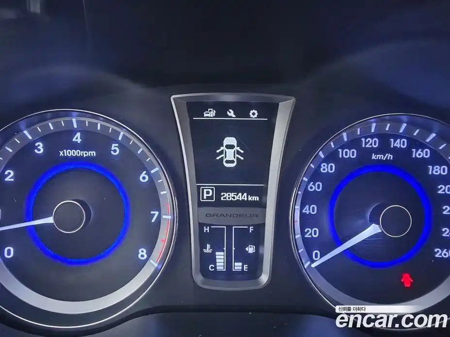 Hyundai Grandeur 2015 3.0 гидро в Москве № 2196629, фото 8