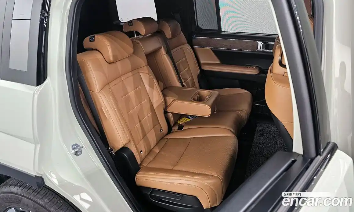 Hyundai Santa Fe 2023 1.6 гидро в Москве № 2196927, фото 17