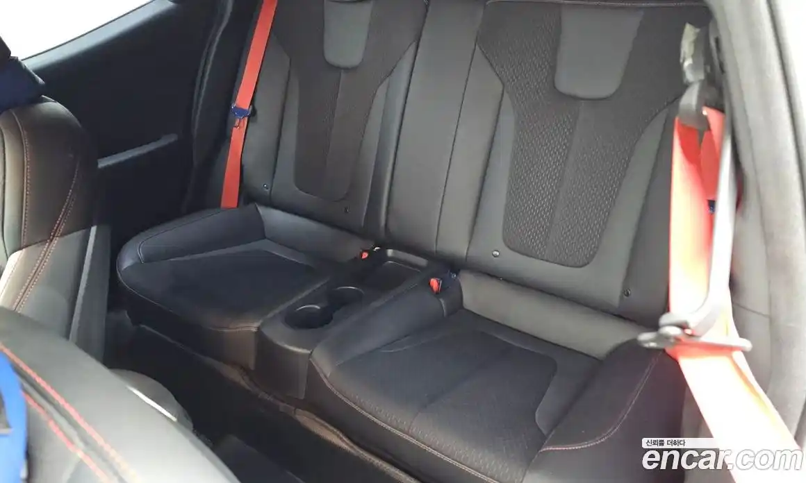 Hyundai Veloster 2018 1.6 гидро в Москве, фото 16